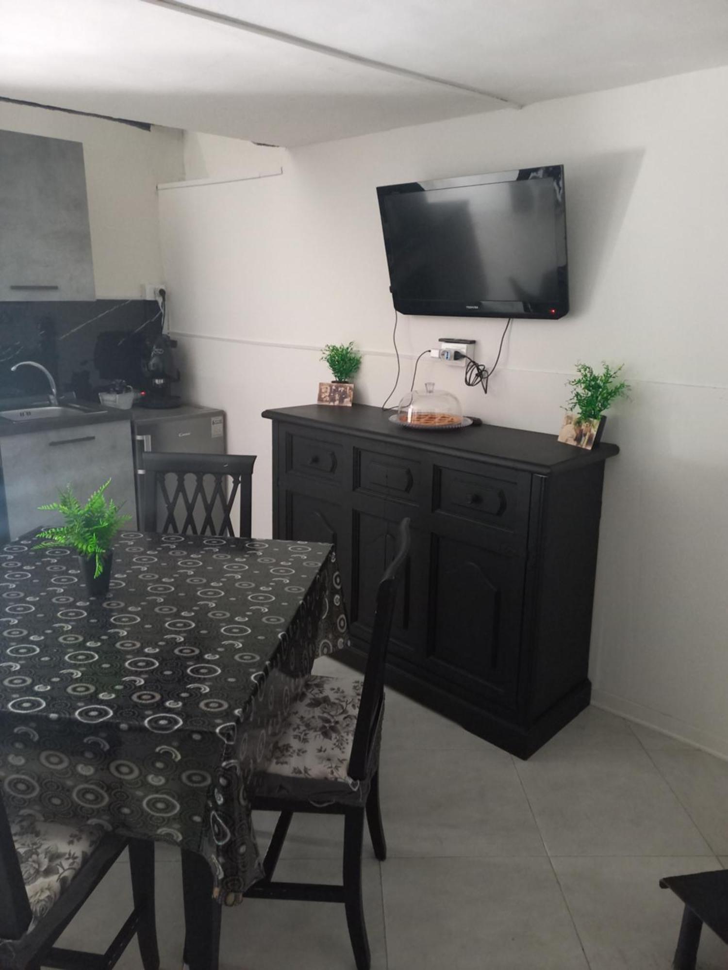 Apartamento O' Vascio E Totor Nápoles Exterior foto